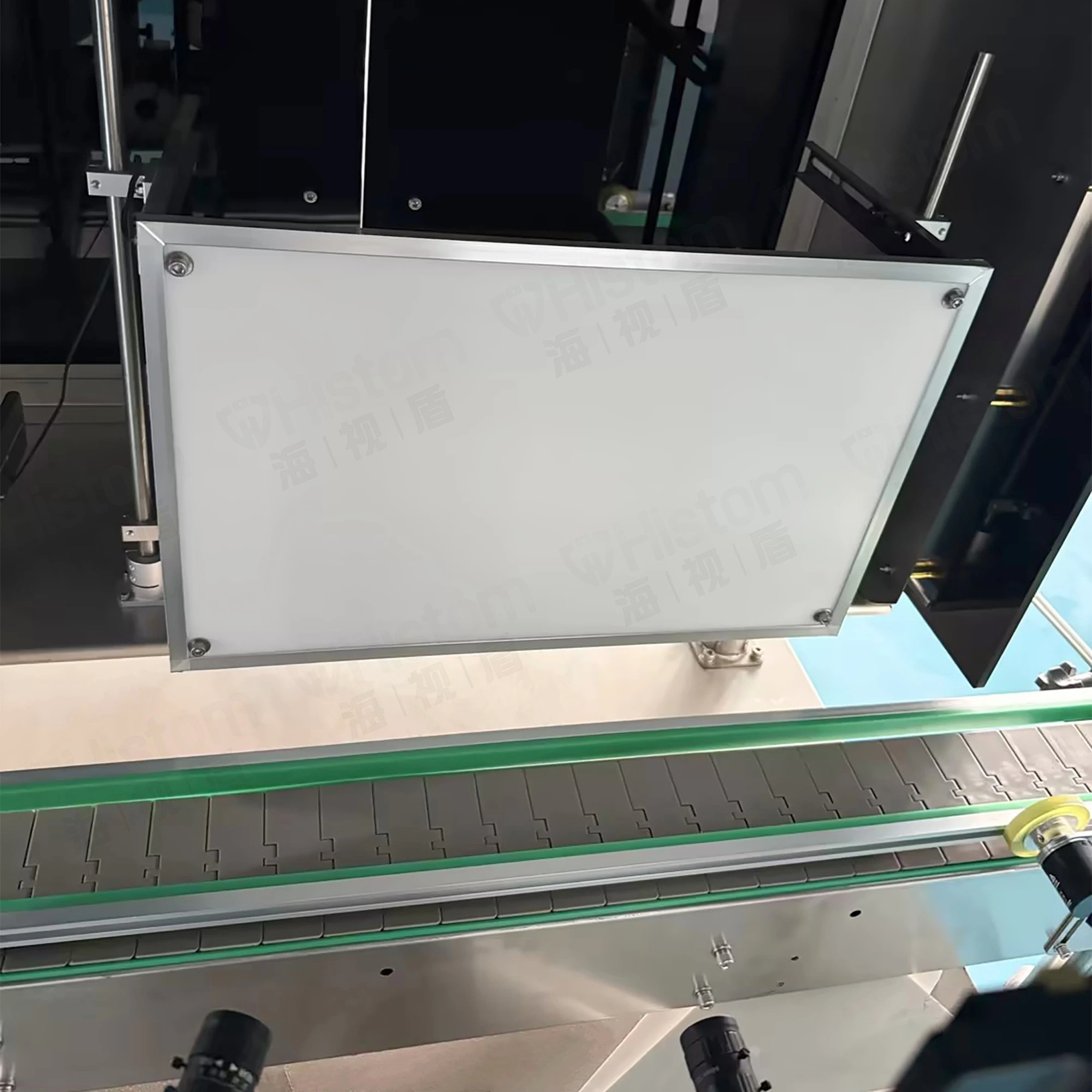 Rilevamento del livello del liquido con tappo storto elevato